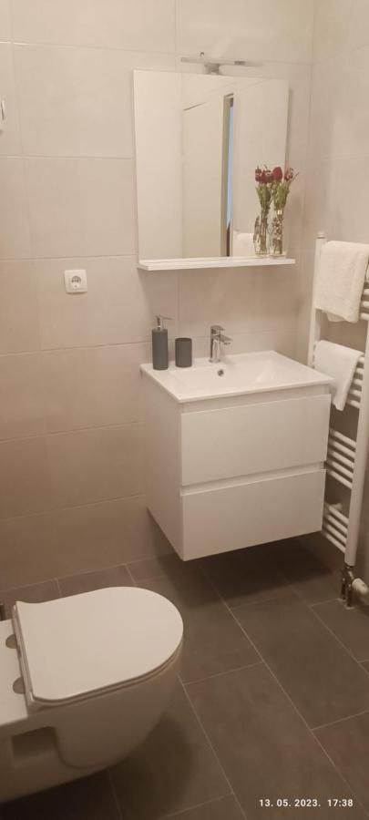 Apartments Pericic โปดสตรานา ภายนอก รูปภาพ